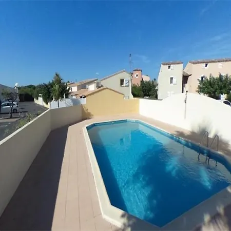 House Golf Club بيت للعطل آجد
